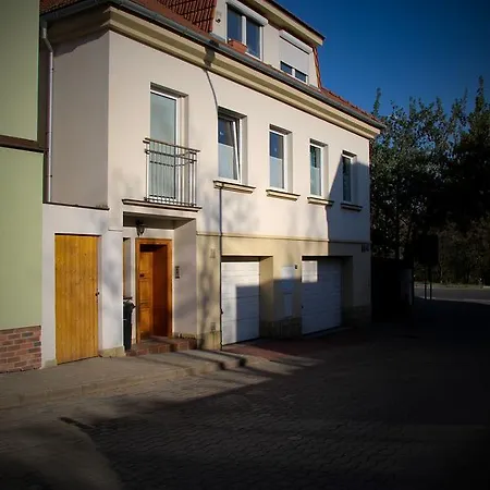 Apartman Krc דירה